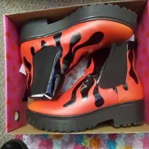 Ironfist flame boots